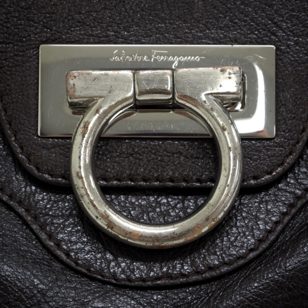 Salvatore Ferragamo/Salvatore Ferragamo AU-21 5370 Gancini Handbag Brown Women's - Picture 6 of 12